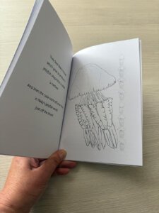 Nelly the Jellyfish Nature Discovery Book