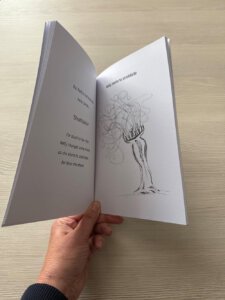 Nelly the Jellyfish Nature Discovery Book