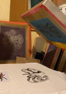 screen printing the curled octopus